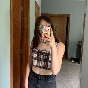 Last chance- NWOT plaid crop tank top